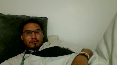 Snapshot of pirahna1012 chatting on August 4, 2026, 5:54 am pirahna1012 online show from August 4, 2026, 5:54 am
