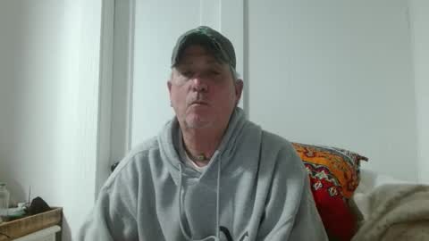 Snapshot of pirate334 chatting on April 2, 2026, 3:59 am pirate334 online show from April 2, 2026, 3:59 am