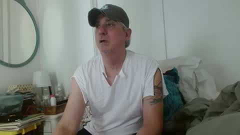 Snapshot of pirate334 chatting on April 12, 2026, 6:02 pm pirate334 online show from April 12, 2026, 6:02 pm