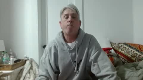 Snapshot of pirate334 chatting on April 14, 2026, 4:18 am pirate334 online show from April 14, 2026, 4:18 am