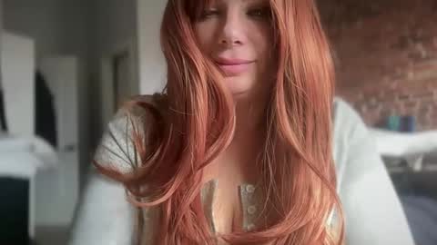 pirdybirdyxo online show from November 5, 2025, 5:13 pm