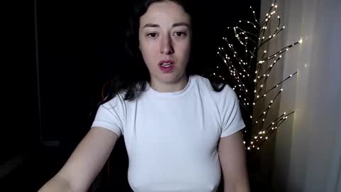 piscesgirl06 online show from January 9, 2025, 5:34 am