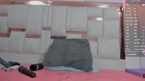 PittAndLunaa69 online show from December 11, 2024, 5:04 pm
