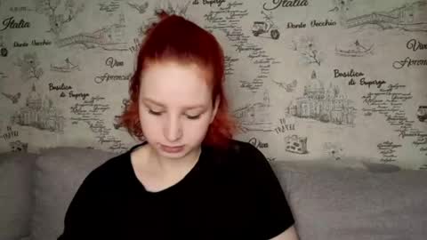 Caroline online show from April 23, 2026, 4:14 am