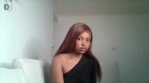 Snapshot of pixie_roman chatting on November 2, 2025, 3:09 am Majesty online show from November 2, 2025, 3:09 am