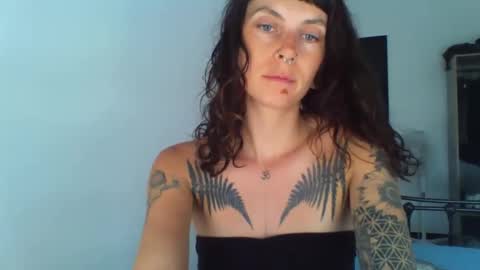 pixiecatfairy online show from September 9, 2025, 1:10 pm