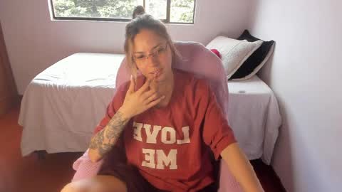 pixie online show from April 18, 2026, 7:58 pm