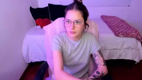 pixie online show from June 12, 2026, 1:59 am