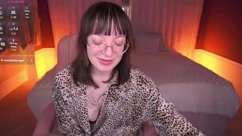 pixiepeachh online show from October 29, 2025, 2:41 pm