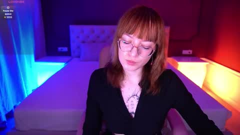 pixiepeachh online show from November 28, 2025, 2:31 pm