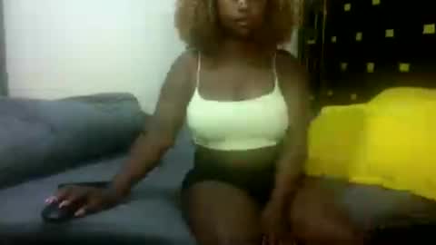 pixietease1 online show from June 19, 2026, 8:40 am
