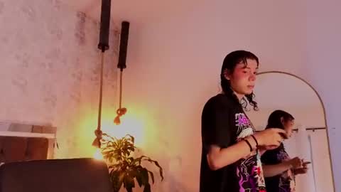 cris online show from June 21, 2026, 4:42 pm
