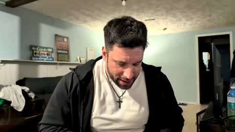 Snapshot of pizza_biceps chatting on May 9, 2026, 7:02 am pizza_biceps online show from May 9, 2026, 7:02 am