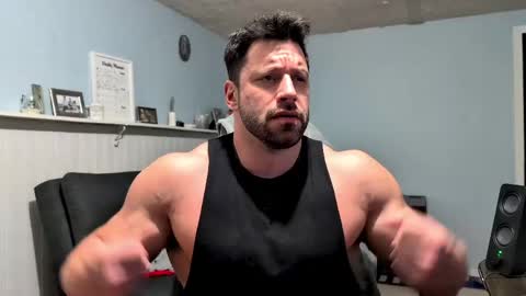 Snapshot of pizza_biceps chatting on May 14, 2026, 5:25 am pizza_biceps online show from May 14, 2026, 5:25 am