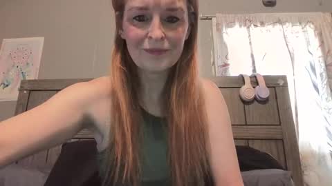 Snapshot of pizzedwife chatting on March 31, 2026, 2:50 pm pizzedwife online show from March 31, 2026, 2:50 pm