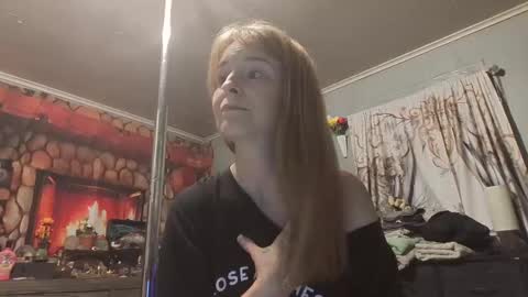 Snapshot of pizzedwife chatting on May 2, 2026, 3:11 am pizzedwife online show from May 2, 2026, 3:11 am