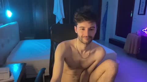 Snapshot of placebo14 chatting on February 2, 2025, 5:10 am placebo14 online show from February 2, 2025, 5:10 am