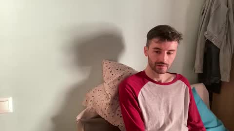 placebo14 online show from January 6, 2026, 2:21 pm