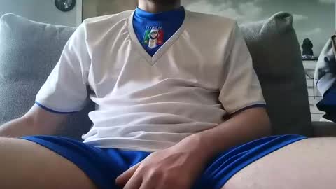 Snapshot of pladplad chatting on December 22, 2024, 11:33 am PLADPLAS online show from December 22, 2024, 11:33 am