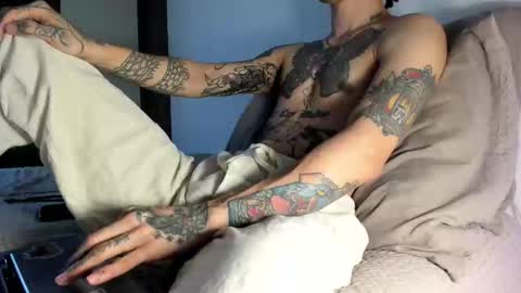 Carti online show from November 9, 2025, 5:17 am