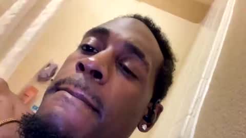 Pretty Thick  Long... online show from November 8, 2025, 9:53 am