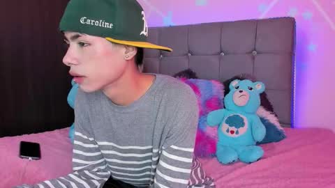 playboy_bunnyy online show from September 21, 2025, 6:09 pm