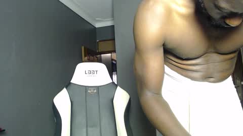 playboytit online show from October 9, 2025, 7:06 am