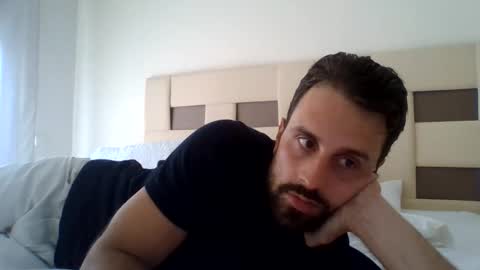 Snapshot of playboyy19 chatting on October 19, 2025, 12:17 pm playboyy19 online show from October 19, 2025, 12:17 pm