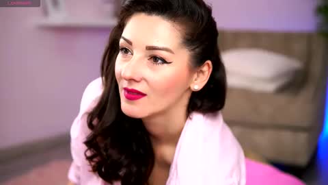 playful_issa online show from February 25, 2026, 4:44 am