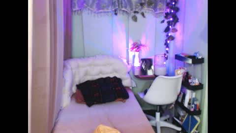 sie online show from February 4, 2025, 4:48 am