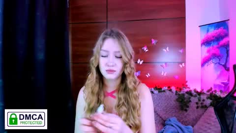 Sophie online show from December 26, 2024, 11:10 am