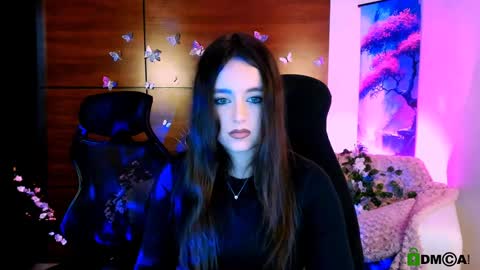 Sophie online show from January 6, 2025, 2:03 pm