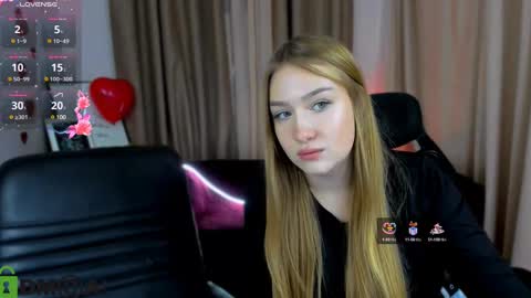 Sophie online show from February 20, 2025, 3:45 am