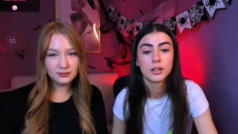 Sophie online show from October 23, 2025, 11:09 am