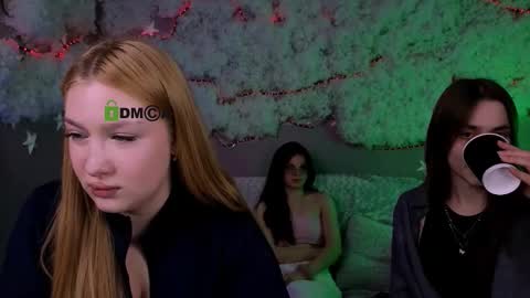 Snapshot of playful_sophie chatting on March 8, 2026, 8:23 pm Sophie online show from March 8, 2026, 8:23 pm