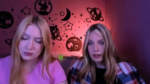 Snapshot of playful_sophie chatting on May 15, 2026, 7:10 pm Sophie online show from May 15, 2026, 7:10 pm