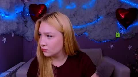 Snapshot of playful_sophie chatting on June 27, 2026, 7:19 pm Sophie online show from June 27, 2026, 7:19 pm