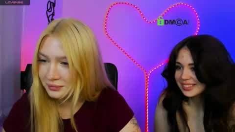 Snapshot of playful_sophie chatting on July 28, 2026, 8:52 pm Sophie online show from July 28, 2026, 8:52 pm