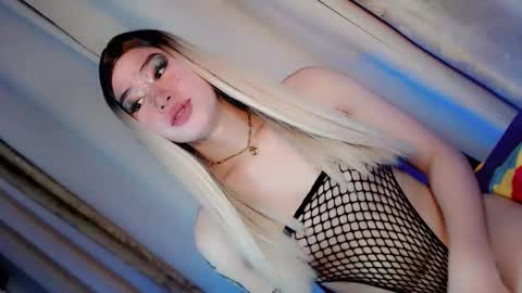 kate online show from November 16, 2025, 1:11 am