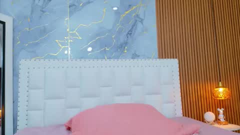 Snapshot of playfuljust_18 chatting on October 13, 2025, 12:38 pm SAMARA online show from October 13, 2025, 12:38 pm