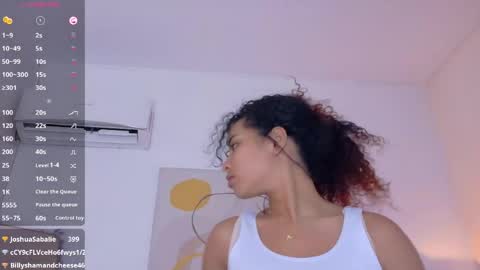 Snapshot of playfuljust_18 chatting on May 28, 2026, 12:19 am SAMARA online show from May 28, 2026, 12:19 am
