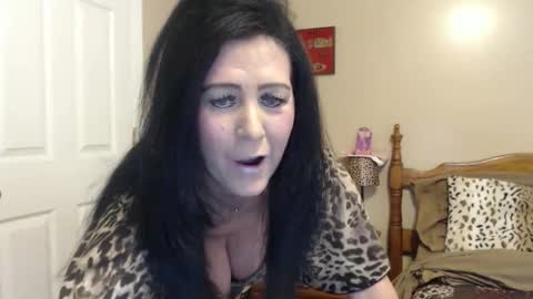 playfulkitten17 online show from May 26, 2026, 2:57 pm