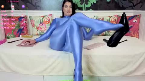 Snapshot of playfullangelica chatting on October 19, 2025, 5:46 pm PlayfulAngelyca online show from October 19, 2025, 5:46 pm