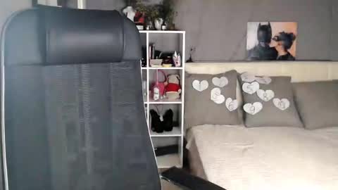 brenda online show from September 11, 2025, 1:33 pm