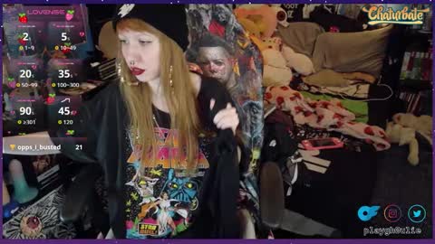 Snapshot of playgh0ul chatting on November 9, 2025, 8:45 am playgh0ul Ghoulie online show from November 9, 2025, 8:45 am