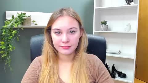Valeria online show from January 12, 2025, 7:32 am