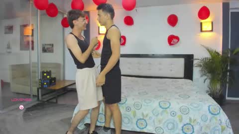 Snapshot of playhardsex chatting on September 22, 2025, 11:18 pm   online show from September 22, 2025, 11:18 pm