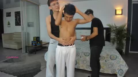 Snapshot of playhardsex chatting on September 27, 2025, 11:21 pm   online show from September 27, 2025, 11:21 pm
