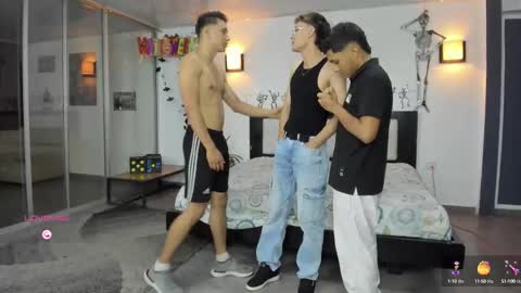 Snapshot of playhardsex chatting on October 5, 2025, 11:13 pm   online show from October 5, 2025, 11:13 pm