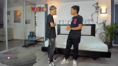 Snapshot of playhardsex chatting on October 10, 2025, 10:53 pm   online show from October 10, 2025, 10:53 pm